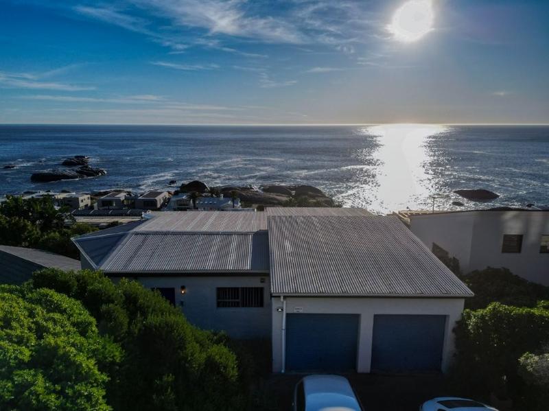 5 Bedroom Property for Sale in Llandudno Western Cape